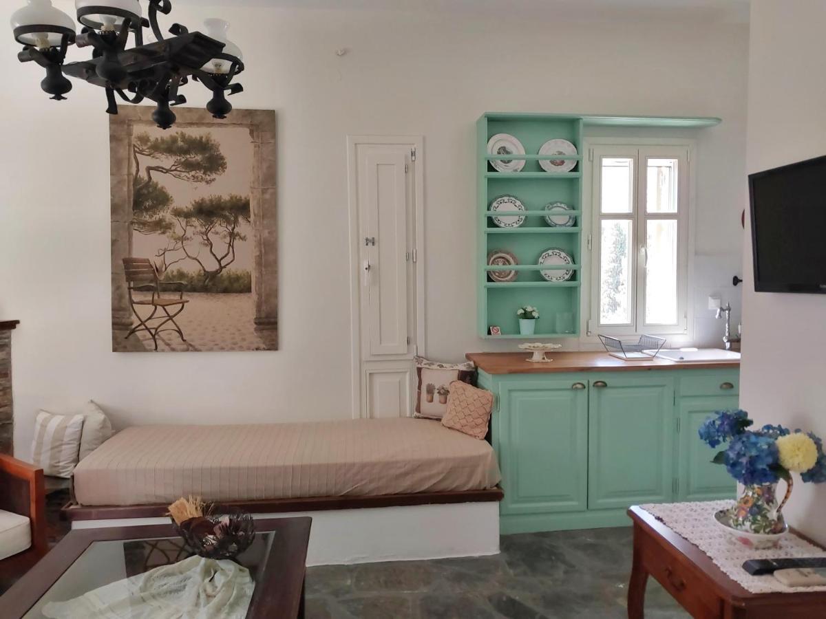 Saint Louis Aparthotel Ándros Eksteriør bilde