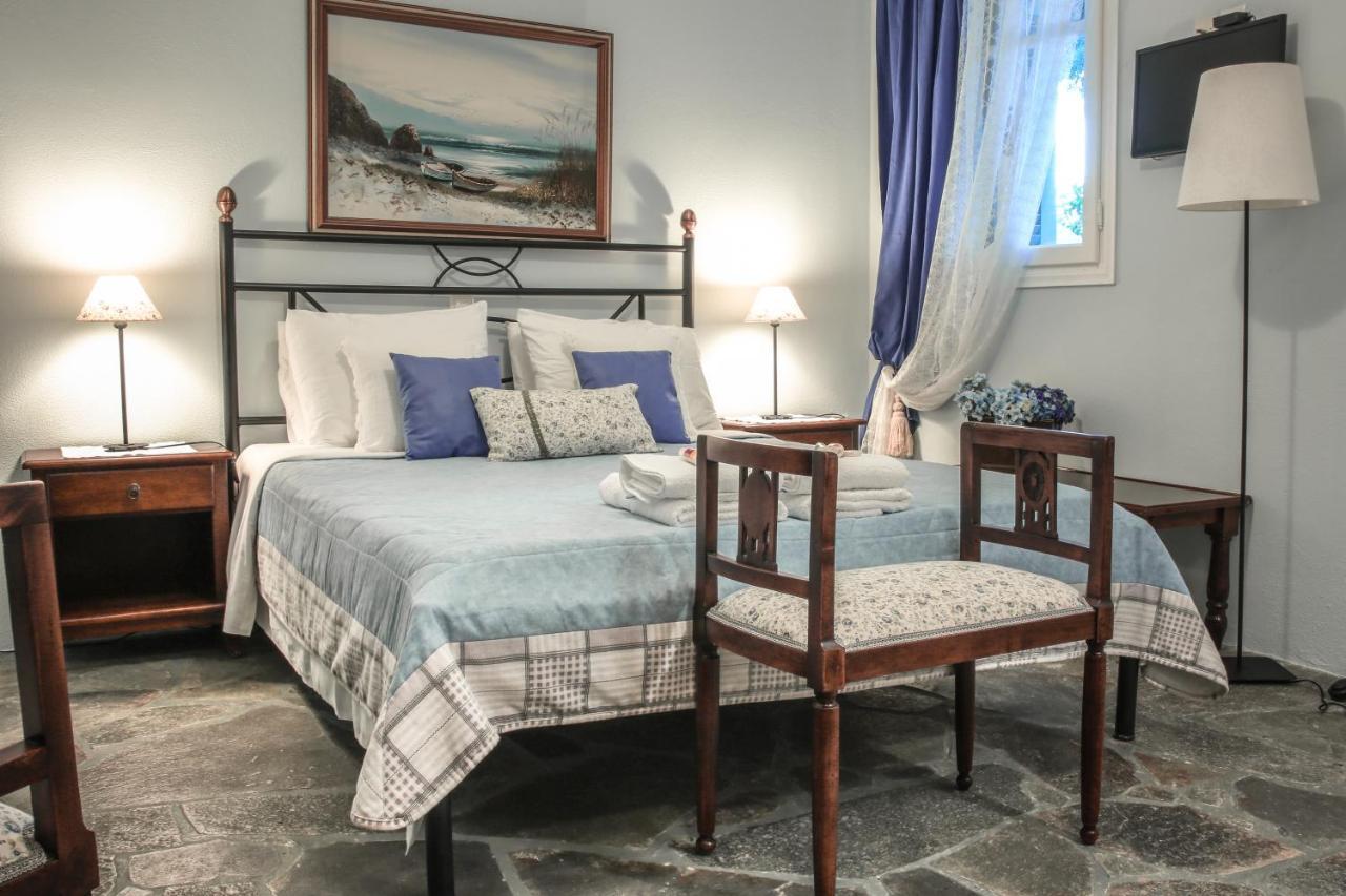 Saint Louis Aparthotel Ándros Eksteriør bilde