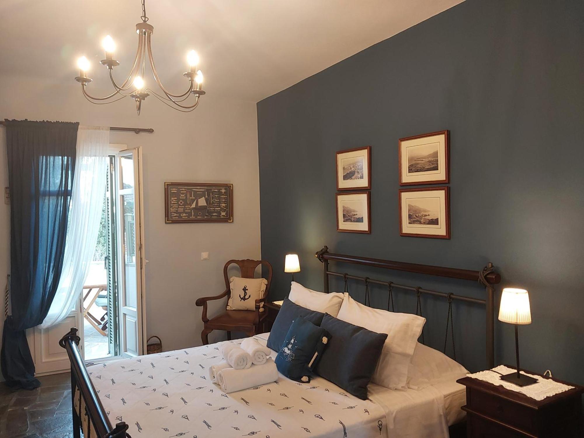 Saint Louis Aparthotel Ándros Eksteriør bilde