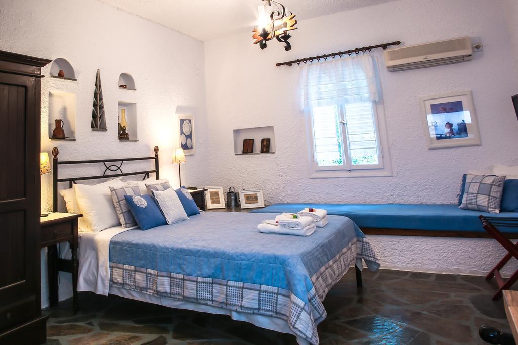 Saint Louis Aparthotel Ándros Eksteriør bilde