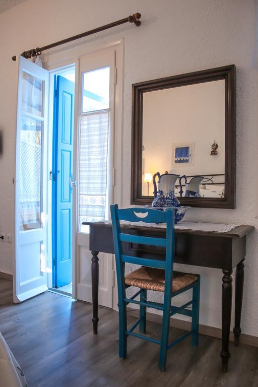 Saint Louis Aparthotel Ándros Eksteriør bilde